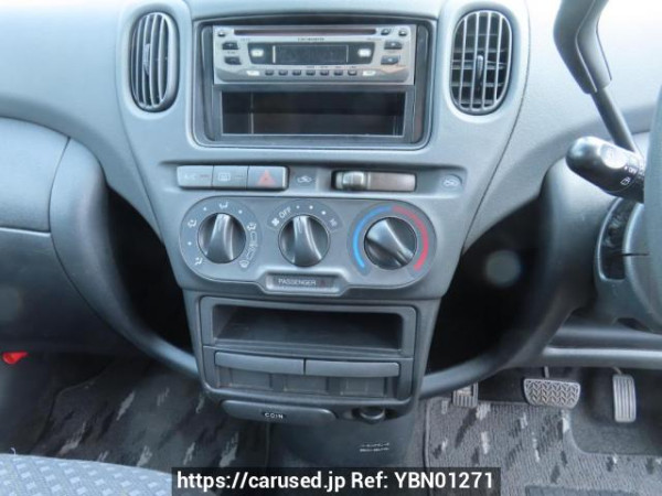 Used 2002 AT toyota fun-cargo NCP20 Image[25]