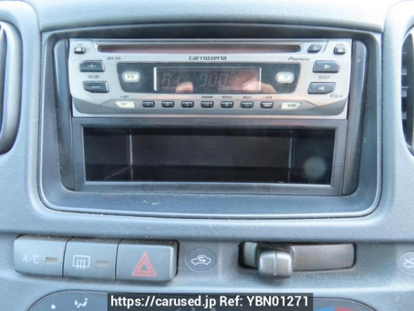 Used 2002 AT toyota fun-cargo NCP20 Image[26]