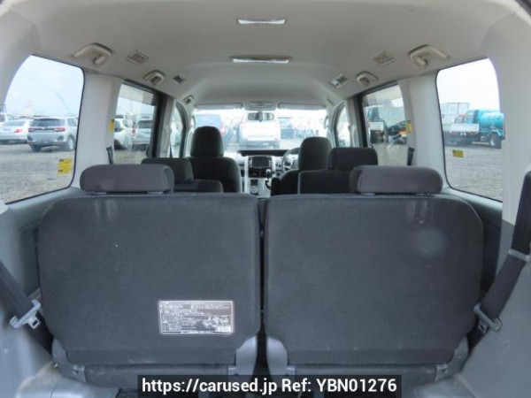 Used 2007 AT toyota noah ZRR70W Image[21]