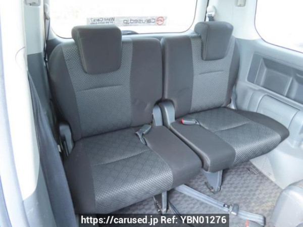 Used 2007 AT toyota noah ZRR70W Image[22]