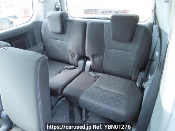 Used 2007 AT toyota noah ZRR70W Image[23]