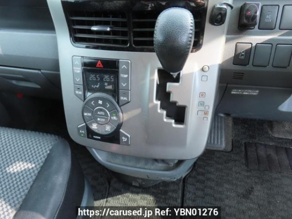 Used 2007 AT toyota noah ZRR70W Image[31]
