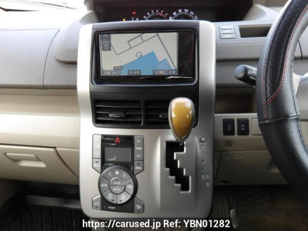 Used 2009 AT toyota noah ZRR70W Image[25]