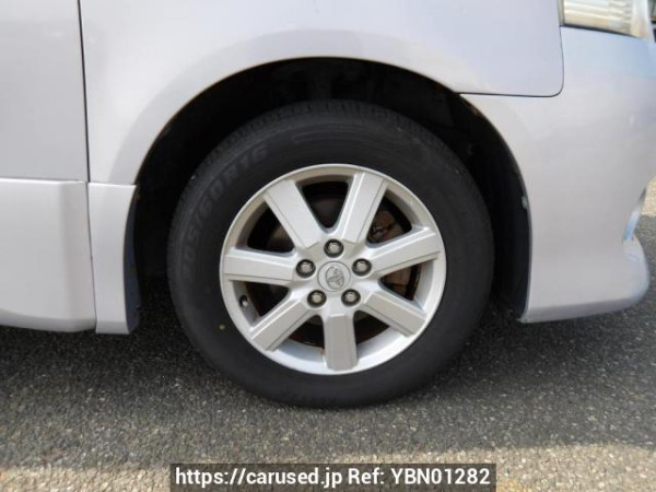 Used 2009 AT toyota noah ZRR70W Image[31]
