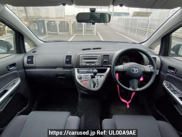 Used 2004 AT toyota wish ZNE10G Image[18]