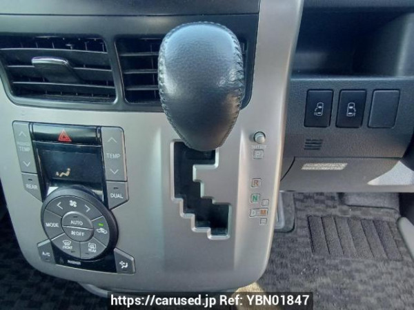 Used 2009 AT toyota noah ZRR70W Image[24]