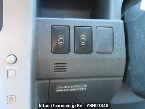 Used 2007 AT toyota noah ZRR70W Image[32]