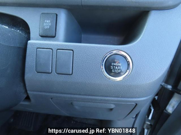 Used 2007 AT toyota noah ZRR70W Image[33]