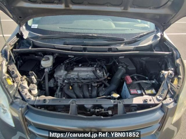 Used 2010 AT toyota noah ZRR70G Image[9]