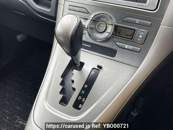 Used 2008 AT toyota auris DBA-NZE151H Image[8]