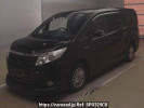 Toyota Noah ZWR80G