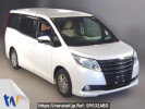 Toyota Noah ZRR80G
