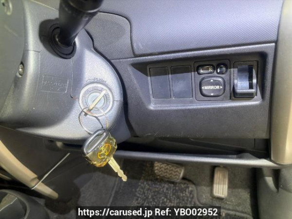 Used 2003 AT toyota ist NCP60 Image[16]