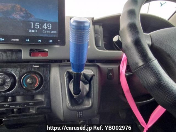 Used 2005 MT toyota regiusace-van KDH205V Image[23]