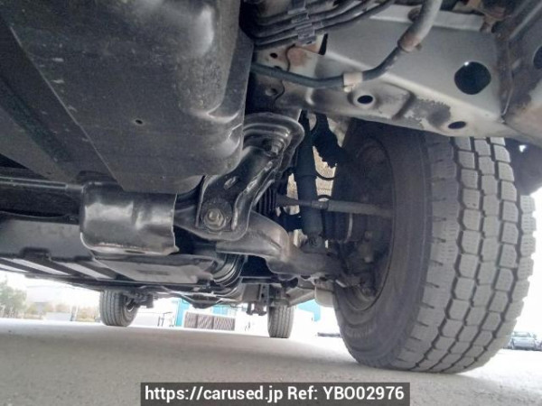 Used 2005 MT toyota regiusace-van KDH205V Image[30]