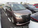 Toyota Noah ZRR80G