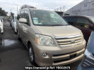 Toyota Noah AZR65G
