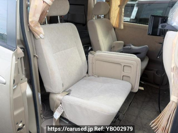 Used 2005 AT toyota noah AZR65G Image[9]