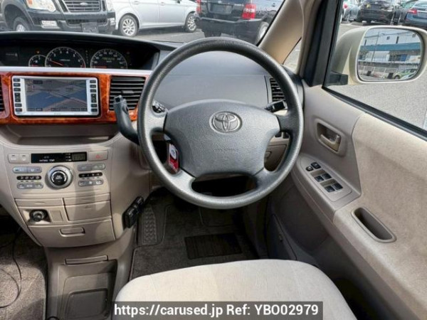 Used 2005 AT toyota noah AZR65G Image[21]