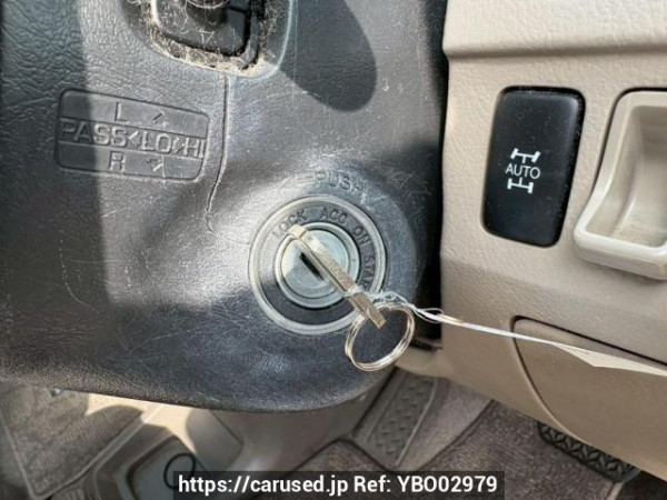 Used 2005 AT toyota noah AZR65G Image[23]