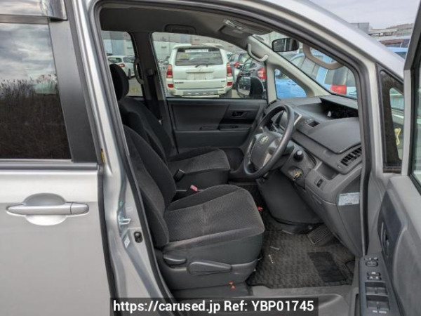 Used 2008 AT toyota noah ZRR70G Image[11]
