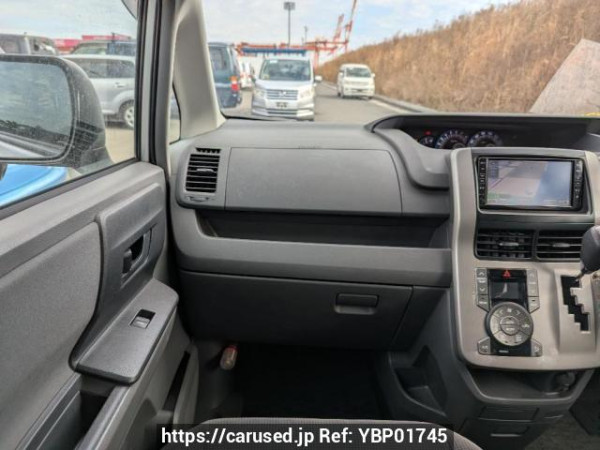 Used 2008 AT toyota noah ZRR70G Image[18]