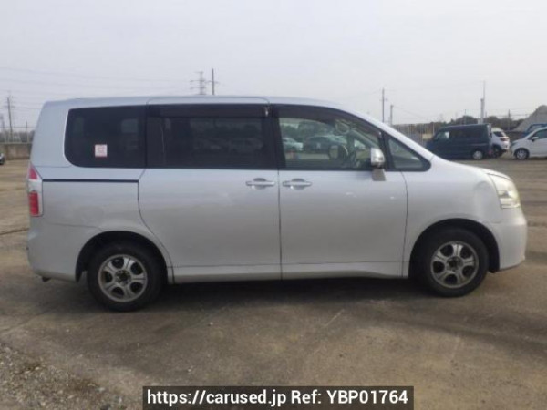 Used 2009 AT toyota noah ZRR70G Image[7]