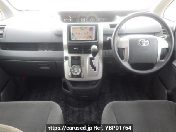 Used 2009 AT toyota noah ZRR70G Image[17]