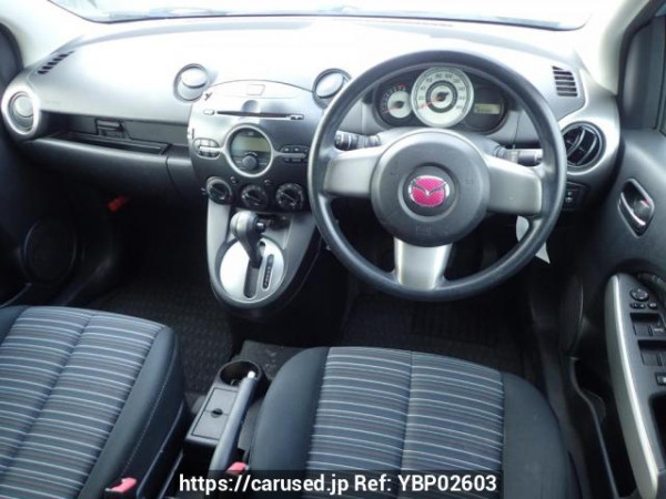 Used 2009 AT mazda demio DE3FS Image[14]