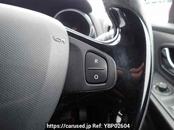 Used 2013 AT renault lutecia RH5F1 Image[16]