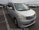 Toyota Noah ZRR70G