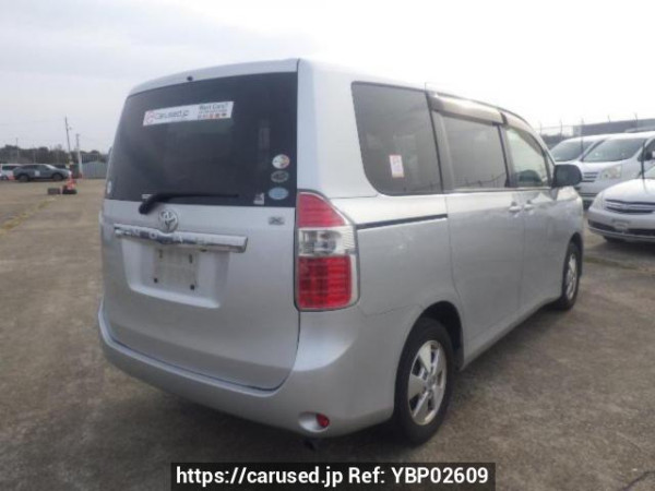 Used 2007 AT toyota noah ZRR70G Image[6]