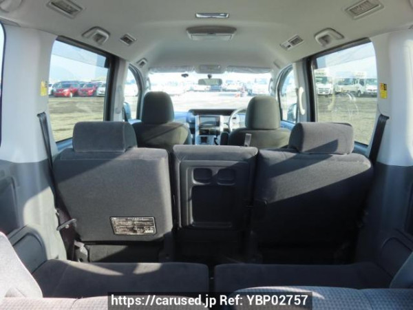 Used 2009 AT toyota noah ZRR70G Image[9]