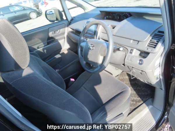 Used 2009 AT toyota noah ZRR70G Image[14]
