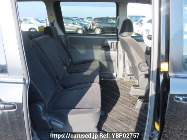 Used 2009 AT toyota noah ZRR70G Image[18]