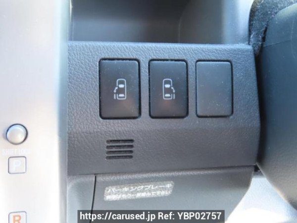 Used 2009 AT toyota noah ZRR70G Image[29]