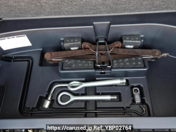 Used 2004 AT toyota harrier ACU30W Image[36]