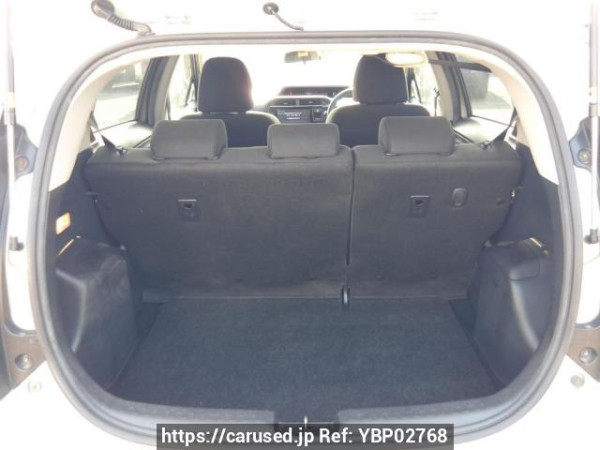 Used 2016 AT toyota aqua NHP10 Image[8]