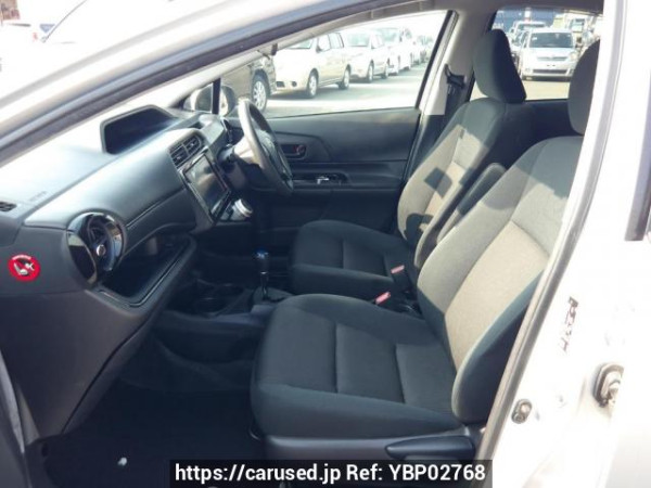 Used 2016 AT toyota aqua NHP10 Image[14]