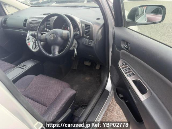 Used 2005 AT toyota wish ZNE10G Image[16]