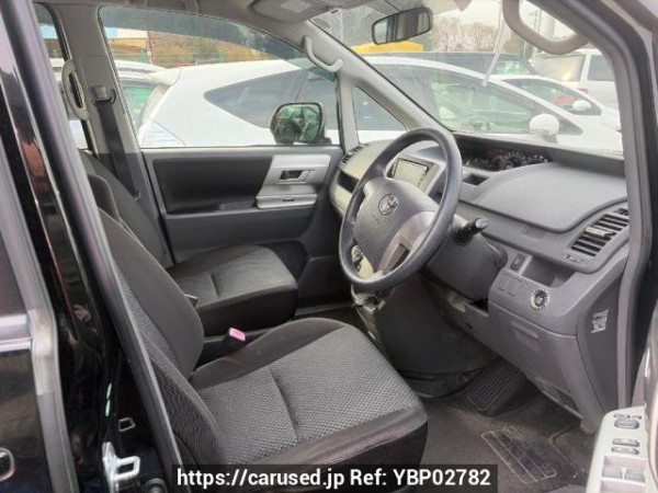 Used 2009 AT toyota noah ZRR70W Image[8]