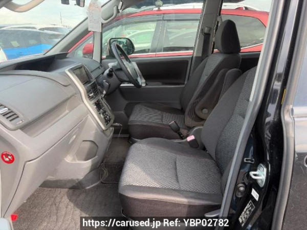 Used 2009 AT toyota noah ZRR70W Image[9]