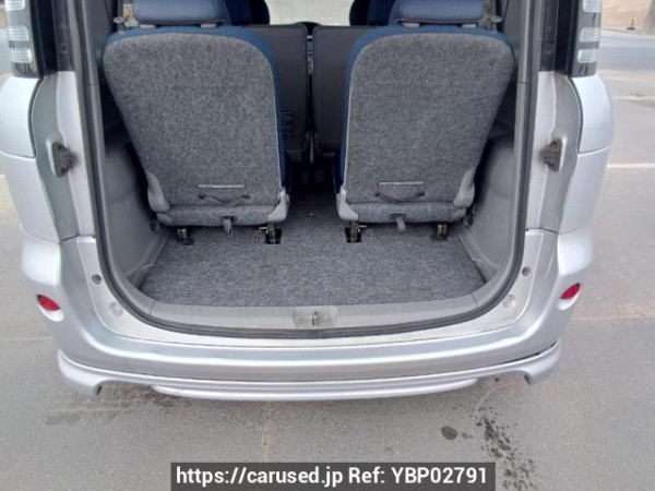 Used 2004 AT toyota sienta NCP81G Image[8]