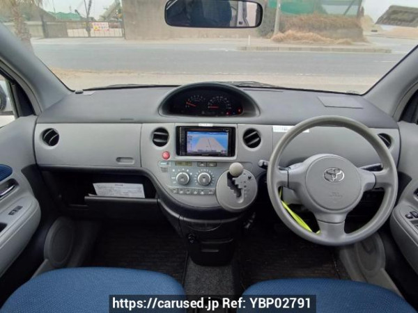 Used 2004 AT toyota sienta NCP81G Image[18]