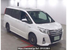 Toyota Noah ZWR80W