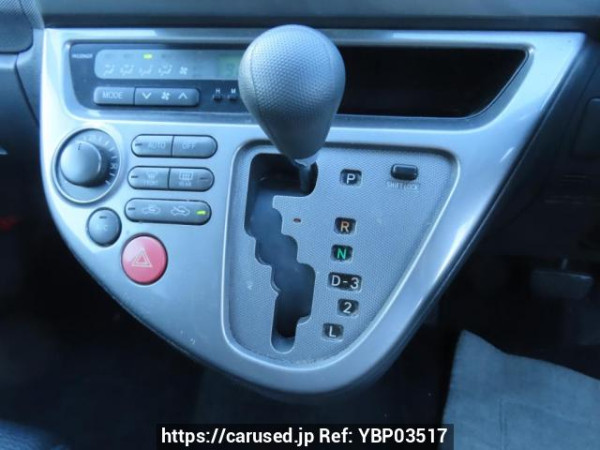Used 2003 AT toyota wish ZNE10G Image[32]