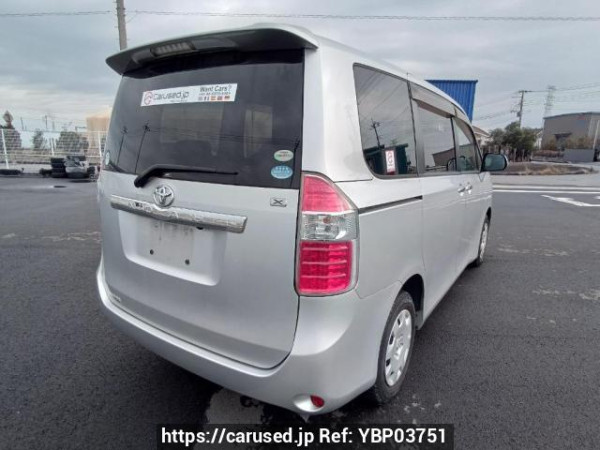Used 2009 AT toyota noah ZRR70G Image[6]