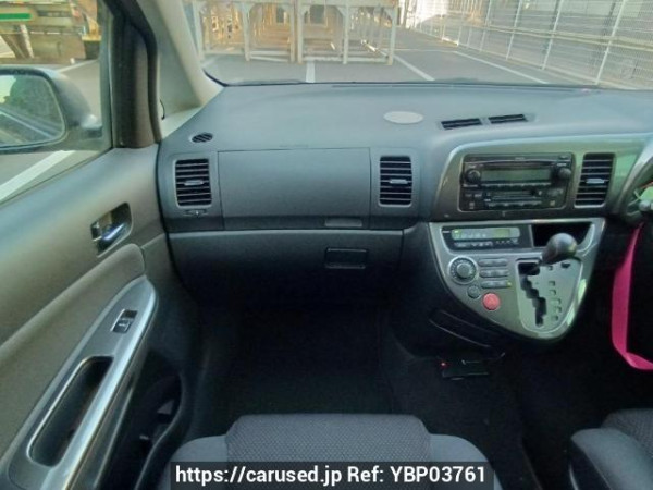 Used 2005 AT toyota wish ZNE10G Image[19]