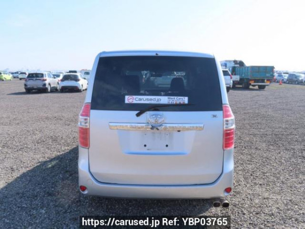 Used 2008 AT toyota noah ZRR70G Image[5]