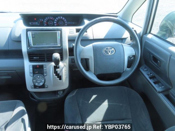 Used 2008 AT toyota noah ZRR70G Image[28]